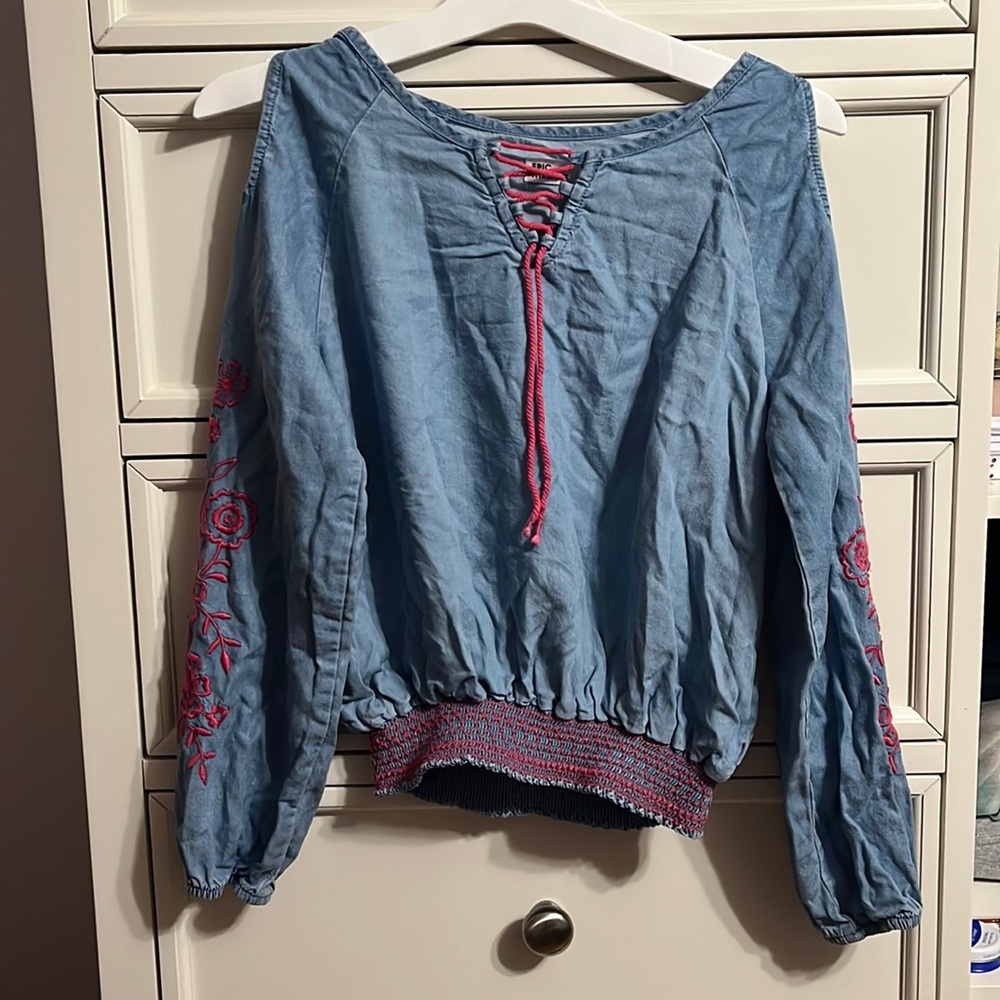 NWOT faux denim top with flowers